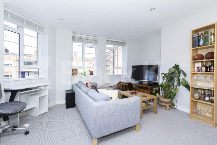 Recently refurbished 3 bedroom apartment by Regents Park & St Johns Wood Tube  Shannon Place , St Johns Wood / Regents Park